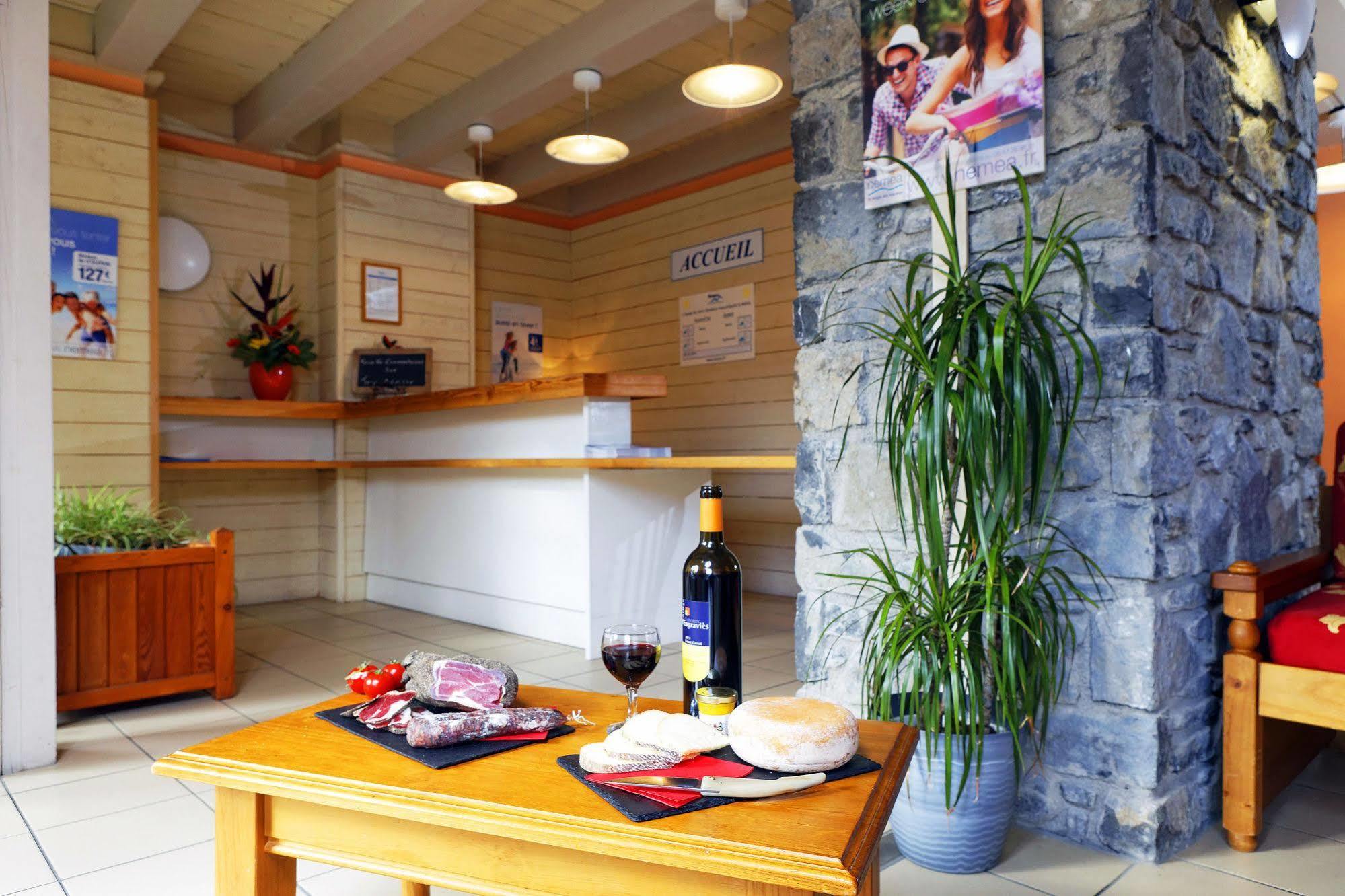 Residence Nemea Les Grands Ax Ax-les-Thermes Exterior photo