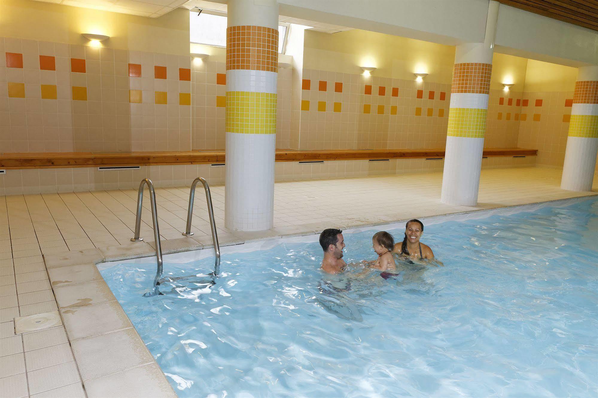 Residence Nemea Les Grands Ax Ax-les-Thermes Exterior photo